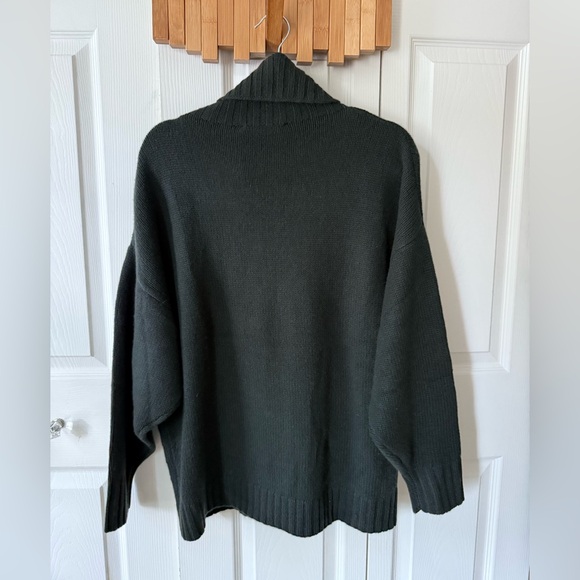 Jenni Kayne Porter Cashmere Turtleneck Sweater NWT in Forest - Picture 5 of 8